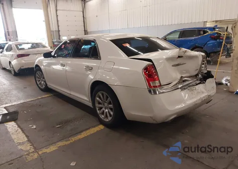 2012 Chrysler 300 Limited из США, поврежденный, VIN 2C3CCACG7CH182366